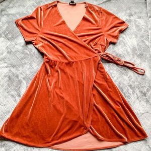 Firever 21 Plus size velvet rose gold wrap dress